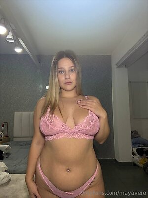 Daiana Idzi leaked photo #20