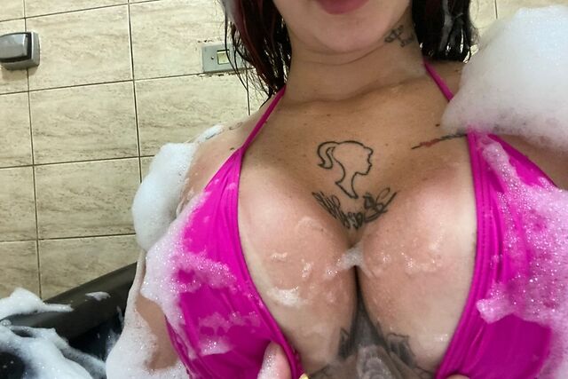 Daiane Shneyder leaked photos