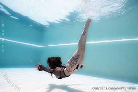 Dainty Wilder Nude Leaked Photo #11