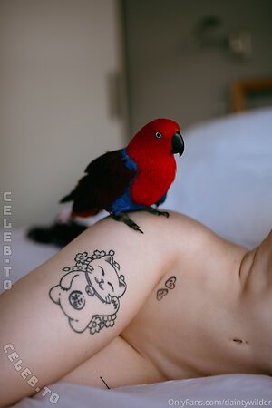 Dainty Wilder photo