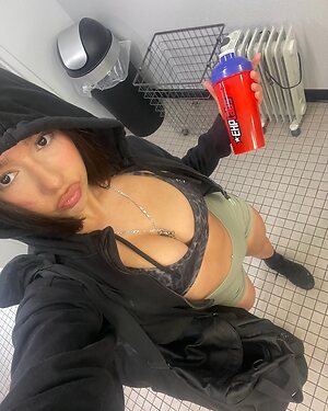 Daisy B leaked photo #51