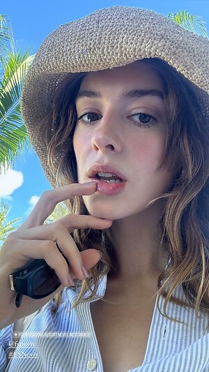 Daisy Edgar-Jones