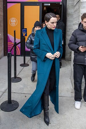 Daisy Ridley leaked photo #20