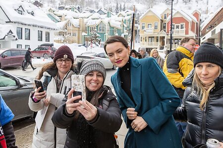 Daisy Ridley leaked photo #21