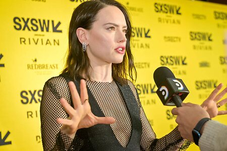 Daisy Ridley leaked photo #77