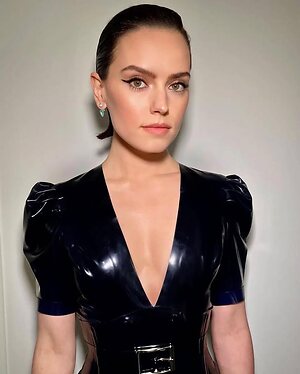 Daisy Ridley leaked photo #145