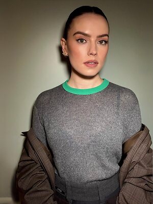 Daisy Ridley leaked photo #190
