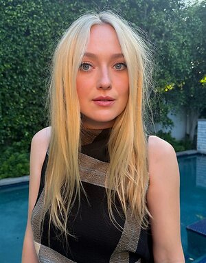 Dakota Fanning