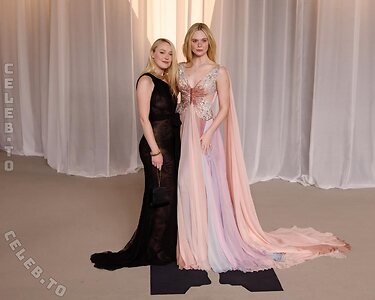 Dakota Fanning leaked photo #95