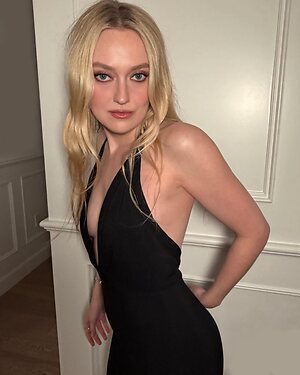Dakota Fanning leaked photo #139