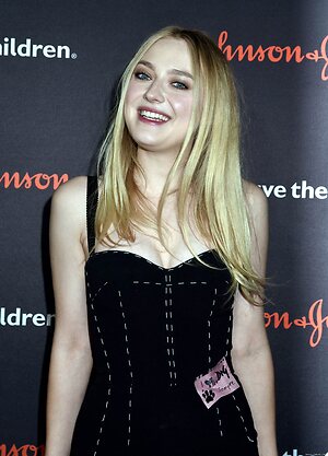 Dakota Fanning leaked photo #182