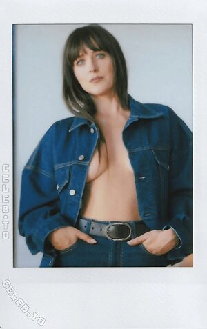 Dakota Johnson photo