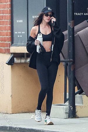 Dakota Johnson leaked photo #344