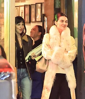 Dakota Johnson leaked photo #381