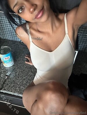 Dalia Dolllyfield leaked photo #25
