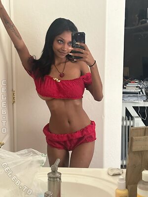 Dalia Dolllyfield leaked photo #35