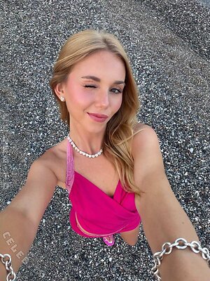 Dalia photo