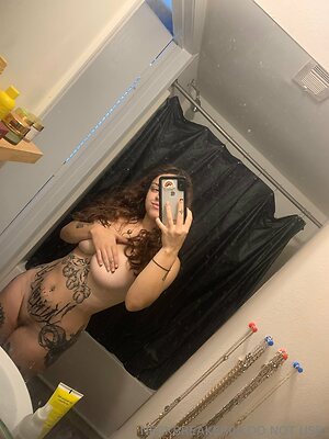 Dallas leaked photo #2