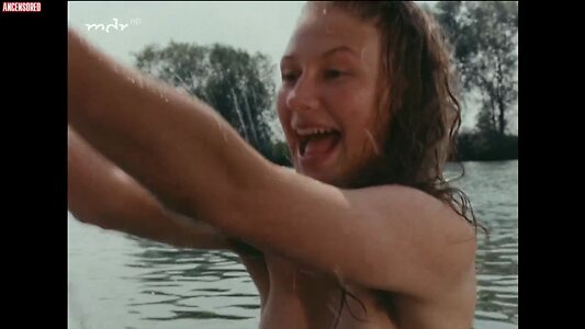 Dana Brauer leaked photo #4