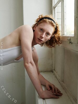 Dana Herfurth Nude Leaked Photo #13