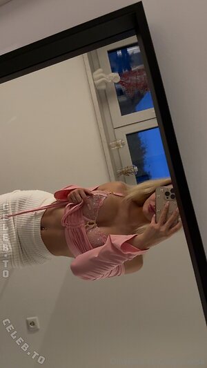 Dana Kufner leaked photo #58