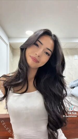 Dani Klieber leaked photo #287