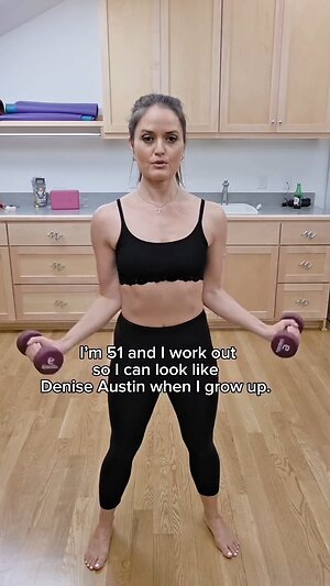 Danica McKellar Nude Leaked Photo #16