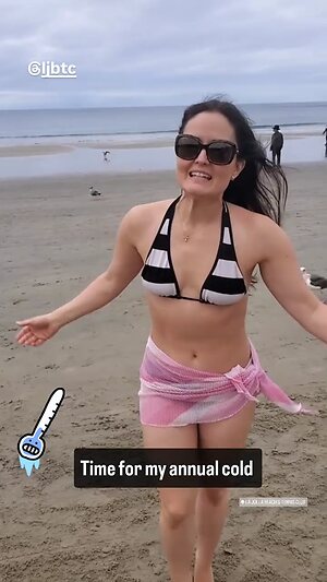Danica McKellar leaked photo #21