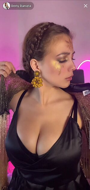 Daniela Derly leaked photo #13