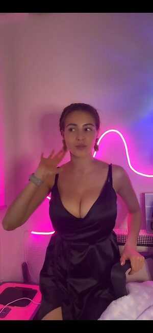 Daniela Derly leaked photo #15