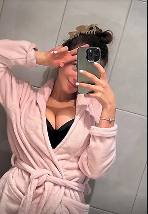 Daniela Derly Nude Leaked Photo #59