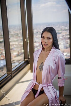 danielaantury Nude Leaked Photo #7