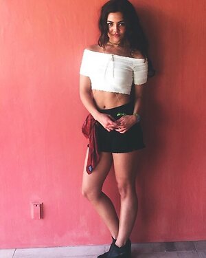 Danielle Campbell leaked photo #11