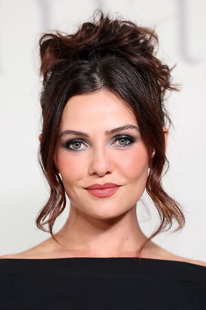 Danielle Campbell leaked photo #56