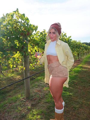 Danielle Cooper leaked photo #46