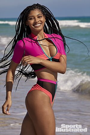 Danielle Herrington leaked photo #29