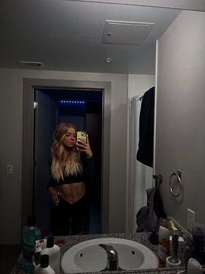 Danielle Jordan leaked photo #10
