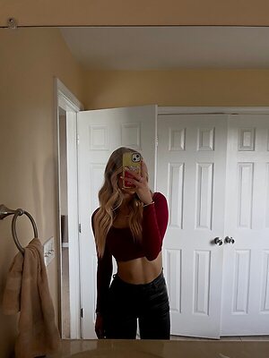 Danielle Jordan leaked photo #11