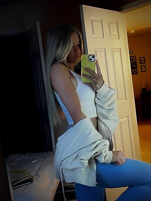 Danielle Jordan leaked photo #13