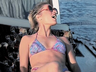 Daphne Ashbrook leaked photo #15
