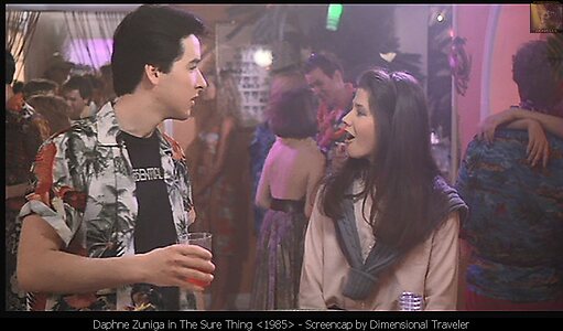 Daphne Zuniga leaked photo #29