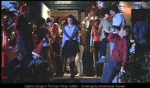 Daphne Zuniga leaked photo #43