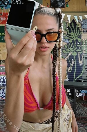 Dara Nude Leaked Photo #24