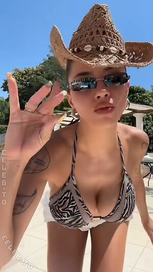 Dara Nude Leaked Photo #47