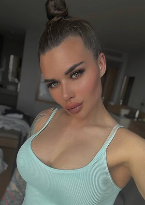 Daria Shulga leaked photo #12