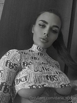 Daria Shulga leaked photo #43