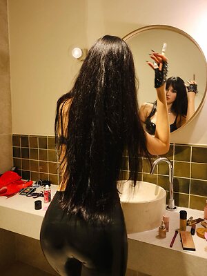 Daria Zaritskaya leaked photo #17