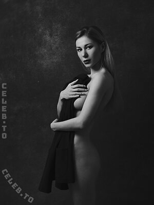 Darina Litvinova Nude Leaked Photo #18