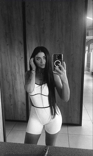 dark_qween leaked photo #2
