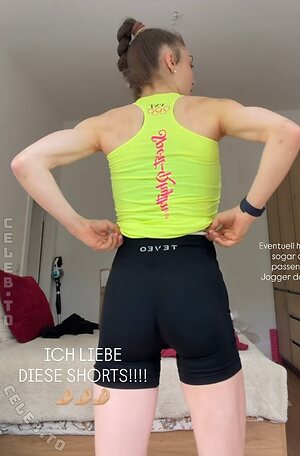 Dasha Bergmann photo